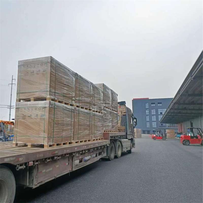 城关区阿瓦提县：物流专线的高效货运之旅